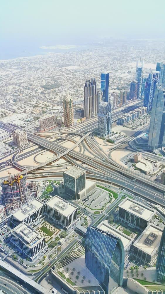 Comparison of Mainland and Free Zone business setup options in the UAE